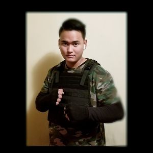 Meet your Posher, Aung